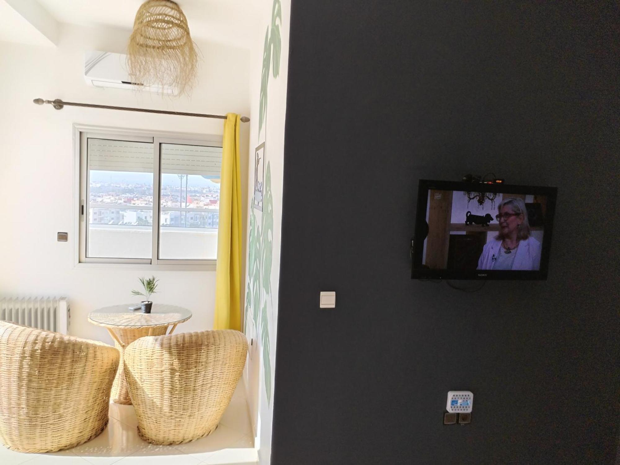 Large Sea View Studio Appartement *